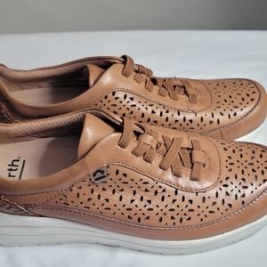 Earth Shoes Nimble Viva 7M Brown Fashion Sneaker